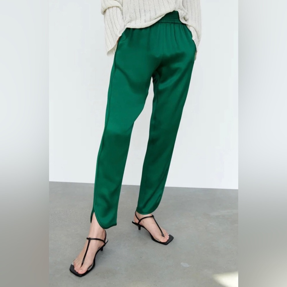 Emerald green silk Zara joggers. Size XS